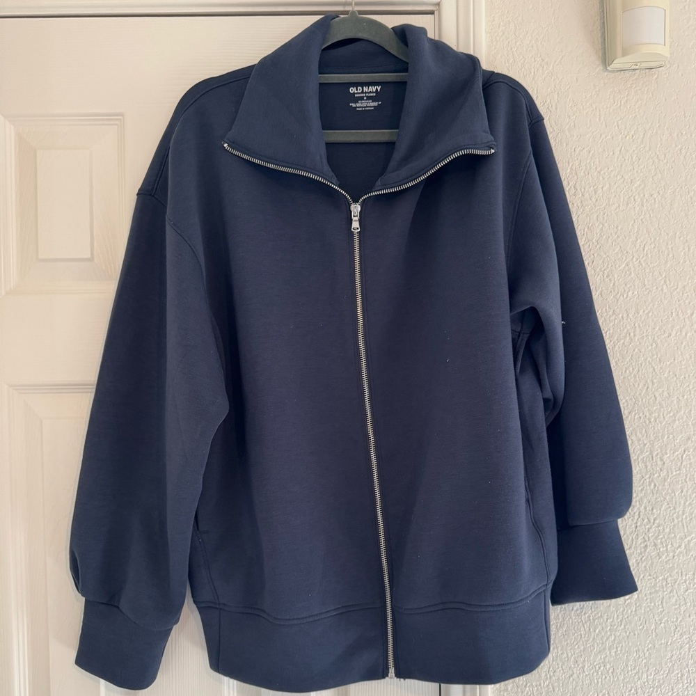 Old Navy Bounce Fleece Zip Up Jacket